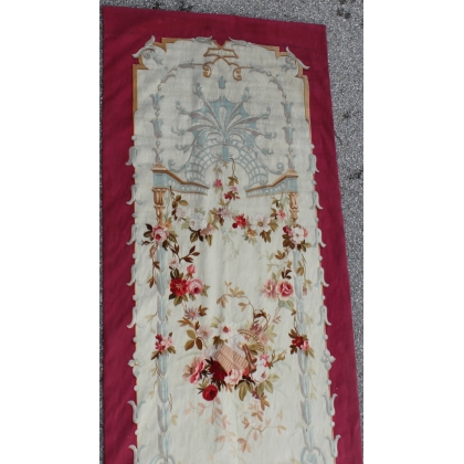 Portière en tapisserie d'Aubusson décor fleurs