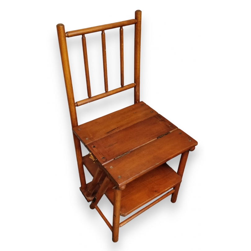 https://www.moinat.ch/73293-tm_large_default/chaise-escabeau-en-bois-teinte.jpg