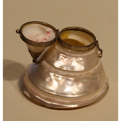 Set of 3 mother-of-pearl items