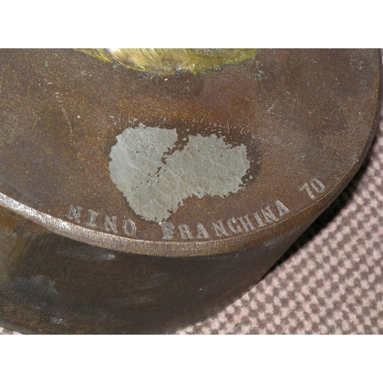 Sculpture, signed and dated. At  Moinat SA  – Antiques and Decor