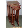 Lot de 4 tables gigognes "Adam" en acajou, cuir