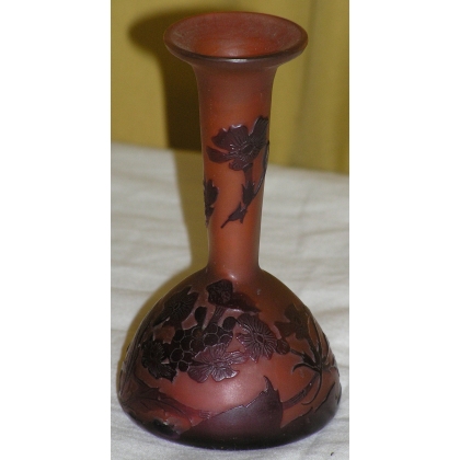 Vase de GALLÉ, à col étroit. sur  Moinat SA  - Antiquités décoration