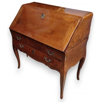 Bureau dos d\'âne Louis XV, 3 tiroirs et 1 abattant