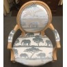 A pair of Louis XVI armchairs with medallion-shaped backs. On  Moinat SA  - Antiques and interior design