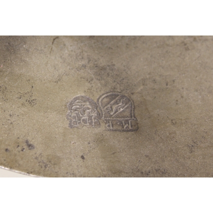 Round pewter dish