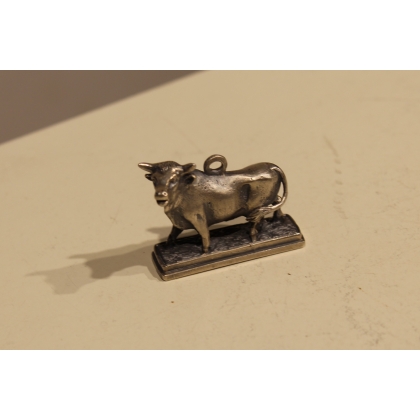 Pendentif Taureau en argent 900