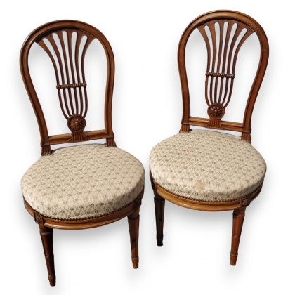 Paire de chaise Louis XVI à dossier montgolfière