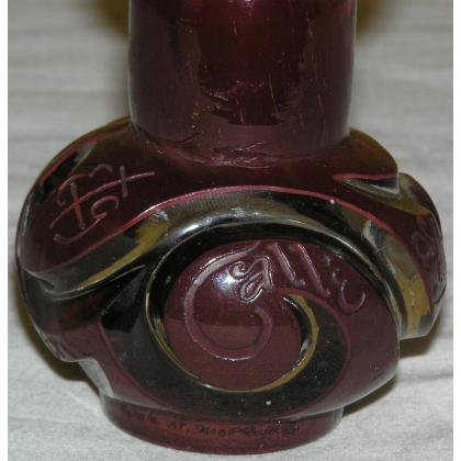  Vase de GALLÉ, sang de boeuf. sur  Moinat SA  - Antiquités décoration