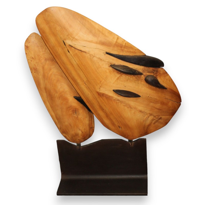 Sculpture entitled ‘2 Sails’ by OSTOYA