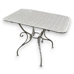  Table en fer forgé rectangulaire, plateau perforé sur  Moinat SA  - Antiquités décoration