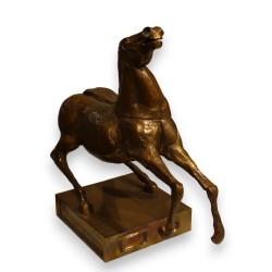 Bronze \"Cheval dressé\" signé BERROCAL