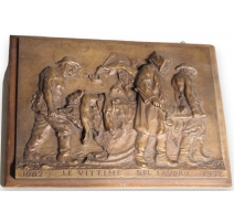 Bas relief "Le Vittime del lavoro"