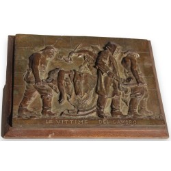 Bas relief \"Le Vittime del lavoro\"