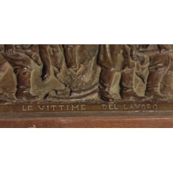 Bas relief \"Le Vittime del lavoro\"