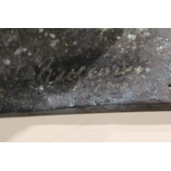 Bronze \"Chien assis\" signé