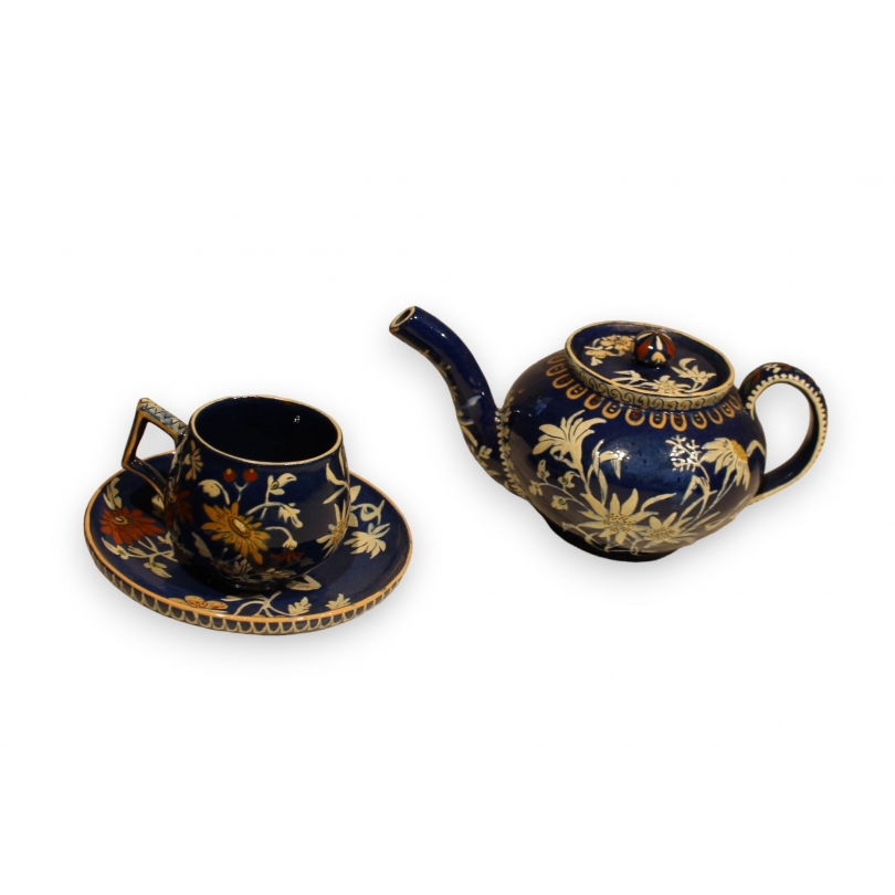 Théière et tasse en faïence de Thoune Bleue