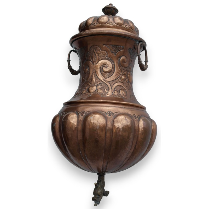 Fountain. by  Moinat SA  - Antiques and home décor