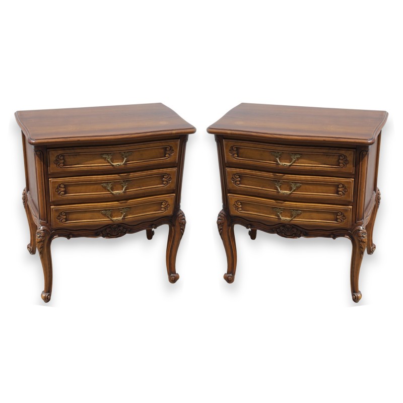 Pair of Louis XV bedside tables. on  Moinat SA  - Antiques and home décor