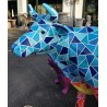 Vache taille nature motif multicolore triangulaire