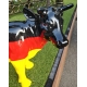 Petite vache en résine "Drapeau Allemand"