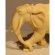 Eléphant sculpté en ivoire