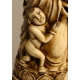 Femme et enfant en ivoire sculpté