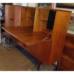  Enfilade en teck vintage par FRISTHO sur  Moinat SA  - Antiquités décoration