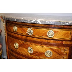 Commode demi lune Louis XVI. sur  Moinat SA  - Antiquités décoration
