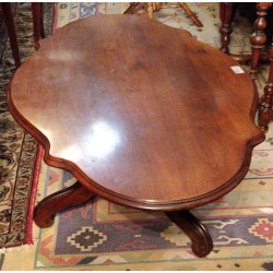  Table pied tripode sur  Moinat SA  - Antiquités décoration