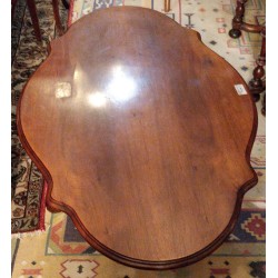  Table pied tripode sur  Moinat SA  - Antiquités décoration