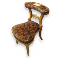 Chaise de fumeur recouverte de tissus