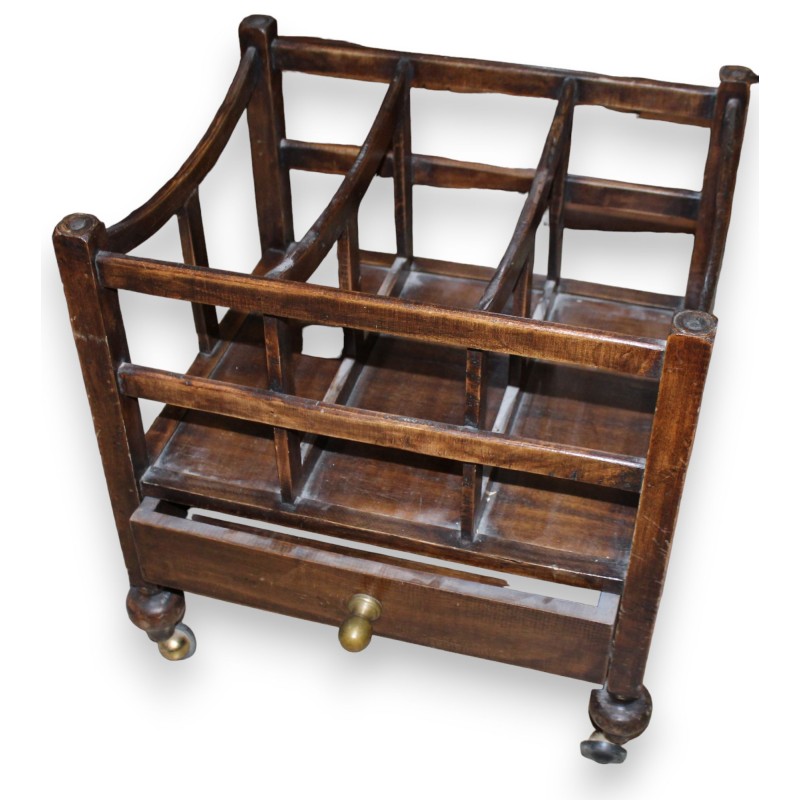 Oak magazine rack with a drawer