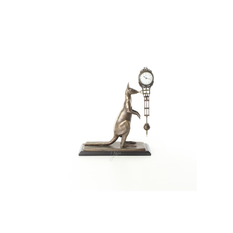 Pendule au kangourou en bronze