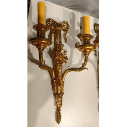 Paire d'appliques style Louis XVI à 2 lumières