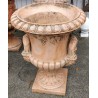 Paire de vasques avec anses décor vigne