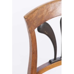 Suite de 6 chaises Directoire vaudoises en noyer