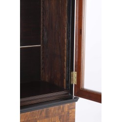 Vitrine marquetée Louis XIV en bois marqueté