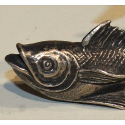 800 silver fish
