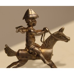Ange cavalier en argent 800