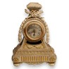 Pendule style Louis XVI en bois laqué