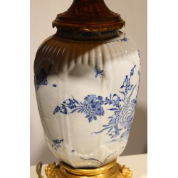 Lampe en faïence de Delft bleu-blanc