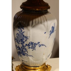 Lampe en faïence de Delft bleu-blanc