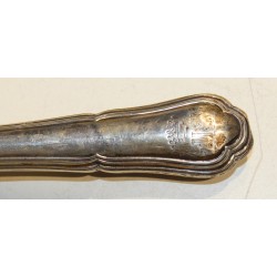 Cuillère à saupoudrer en argent
