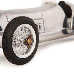 Voiture miniature \"Silberpfeil\" en alu