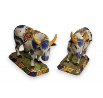 Paire de vaches en faïence de Delft