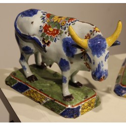 Paire de vaches en faïence de Delft