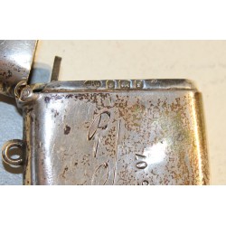 Boite à allumettes en argent