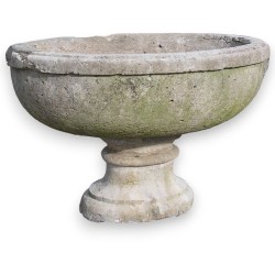 Oval bowl on a stand by Moinat SA – Antiques and home décor