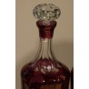 Paire de carafes "Aux raisins" en cristal rouge