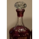 Paire de carafes "Aux raisins" en cristal rouge
